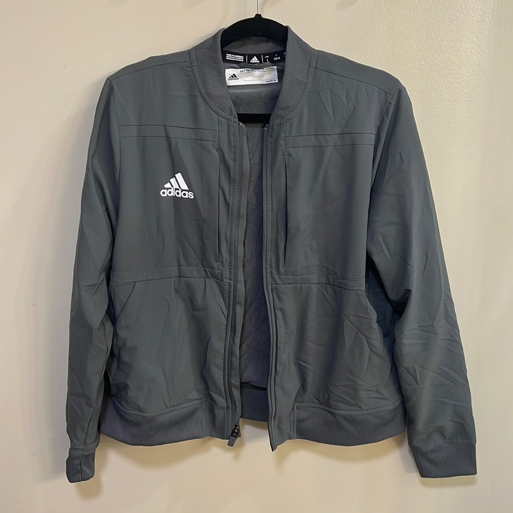 NWOT ADIDAS ZIP UP WOMENS SIZE L